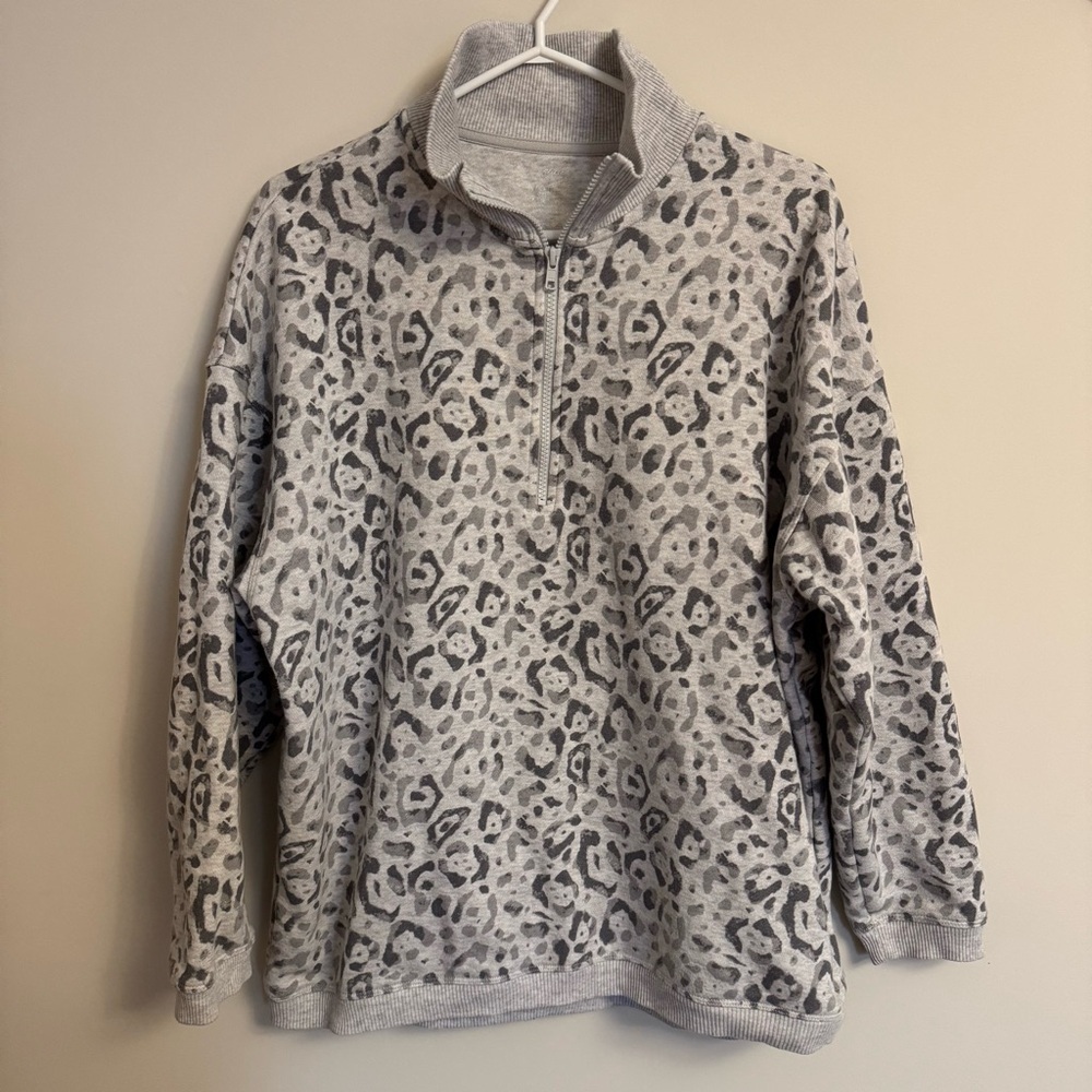 Aerie Gray Leopard Print Sweatshirt